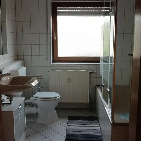 Ellenberg - Ferien- Und Monteurs-wohnung Apartment *