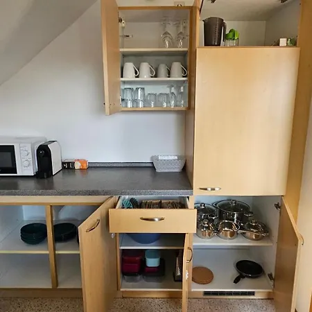 Daire Ellenberg - Ferien- Und Monteurs-wohnung Geislingen